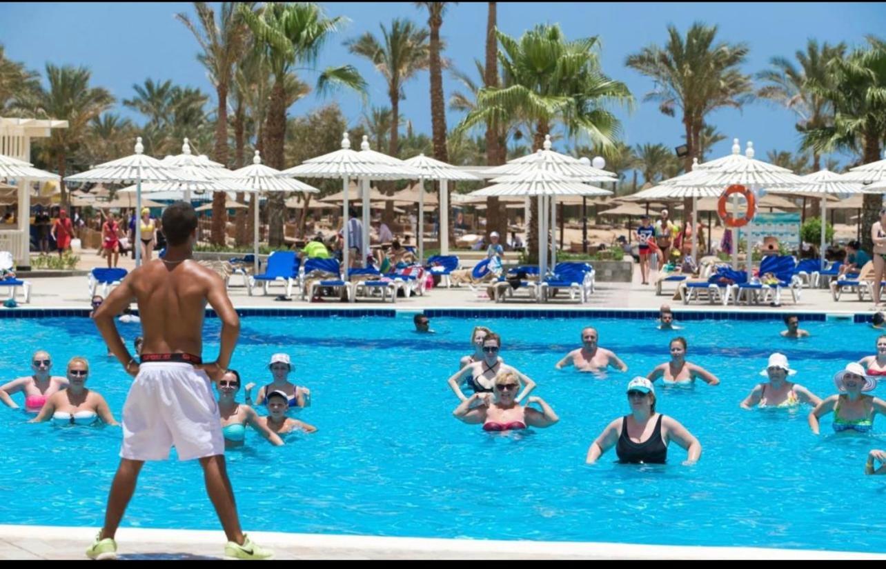 In Mirage Bay & Aqua Park